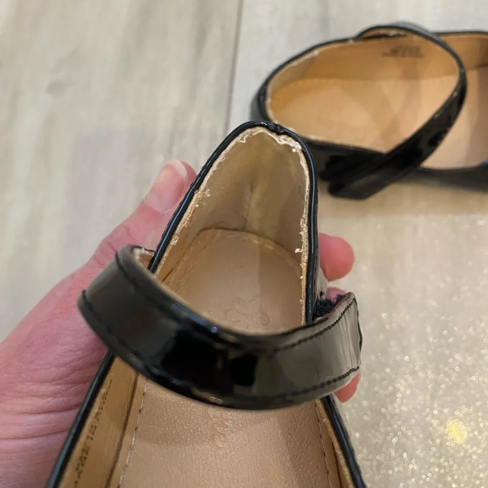 Flaryzone from Amazon Black Patent Leather Mary Jane Flats with Velvet Bow 9